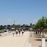 アパート Xantener Suedsee クサンテン